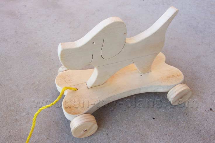 Wooden Dog Pull Toy for Kids Pull Along Toy for 1 Year Old Wooden